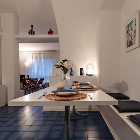 Appartamento H11 Vista Mare - Elegante